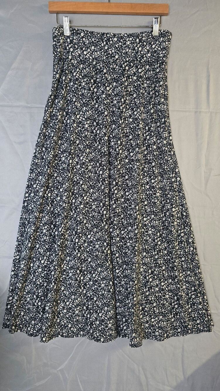 SheIn Skirt Womens Medium Black Floral A Line Midi Full Ditsy Print Flowy Boho